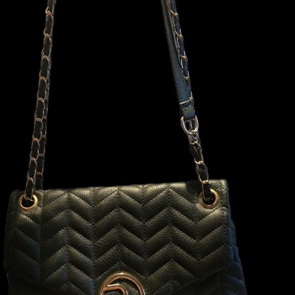 Rampage Chic Black Quilted Chain Shoulder Bag/Crossbody - Picture 10 of 11